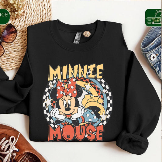 Retro Minnie Mouse Magic Kingdom — Gildan Hoodie