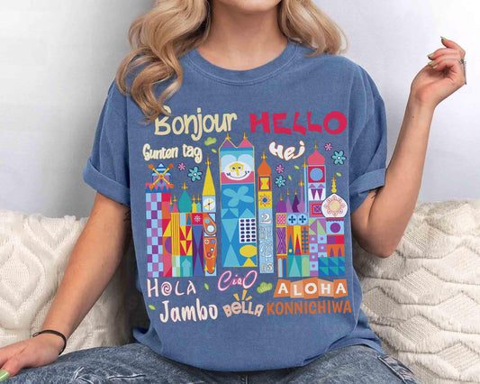 Comfort Color Disney Fantasyland Hello World Language — Gildan Sweatshirt
