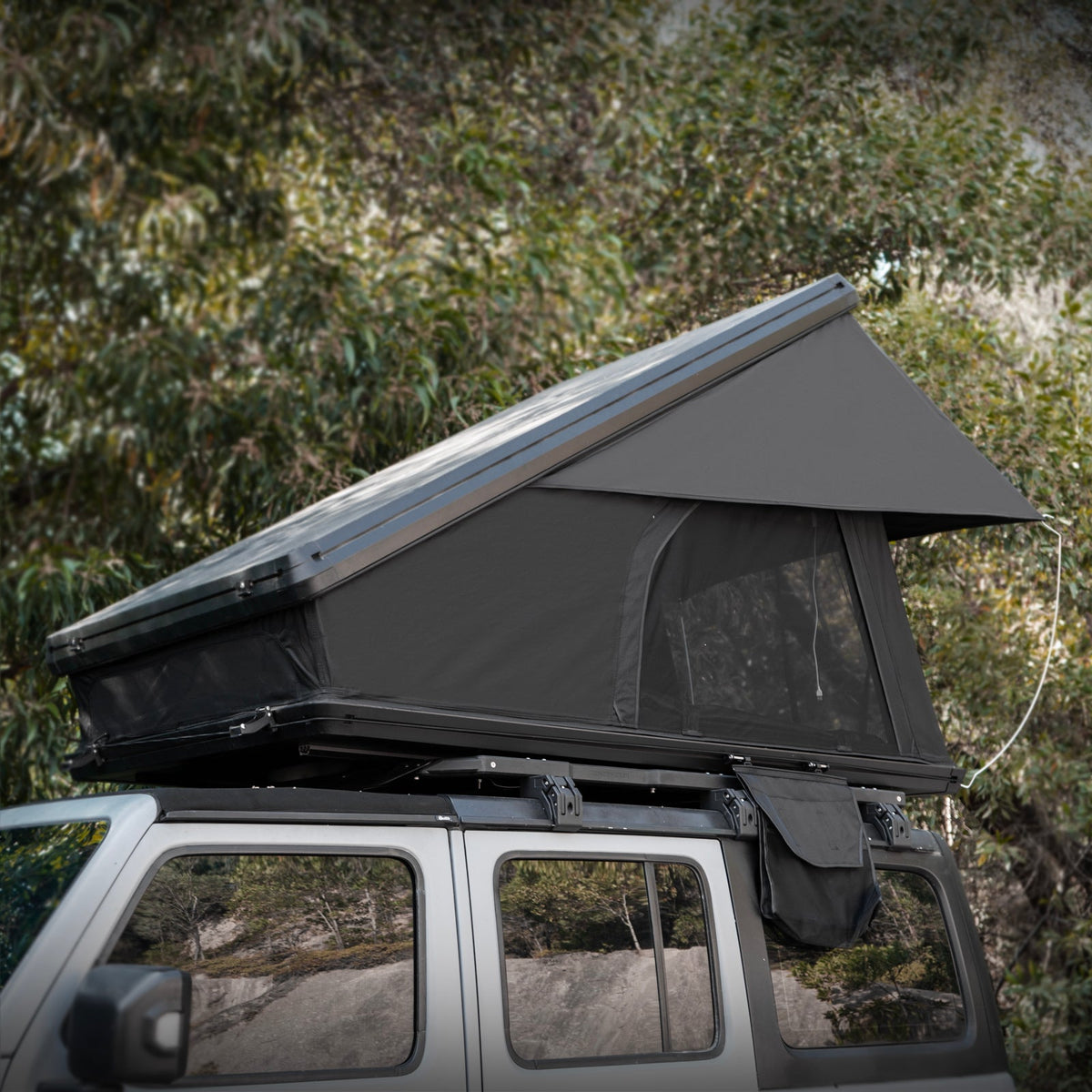 Roof Top Tent Hardshell Rooftop Tent For Van SUV Truck Car Overland