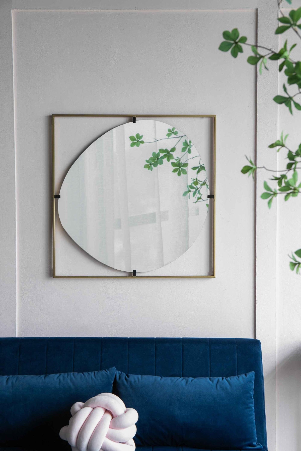 32x1x32" Poppy Mirror with Gold Metal Frame Contemporary Design for