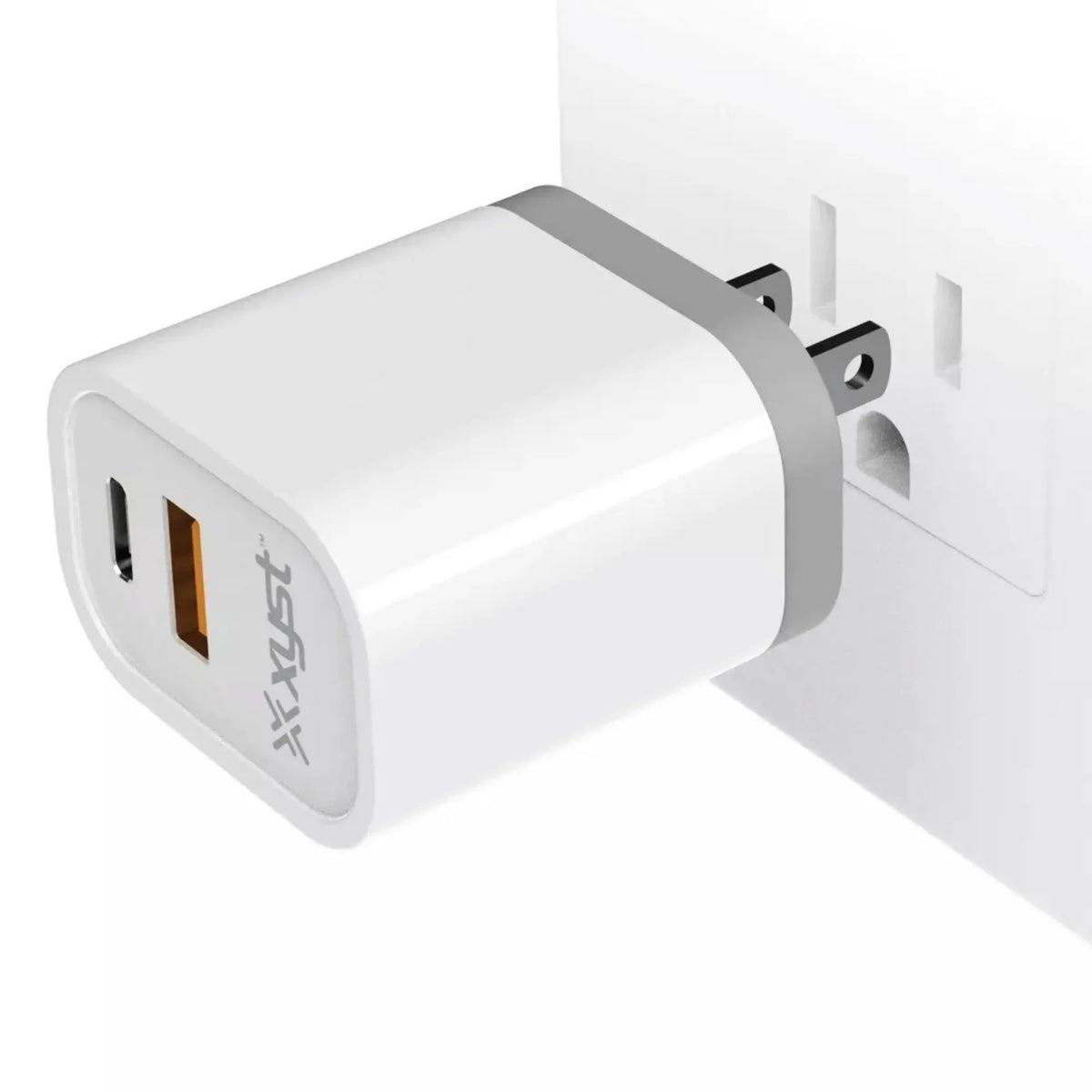 Xyst 3.4-Amp Dual USB Wall Charger with USB Port and USB Type-C Port - Snagva