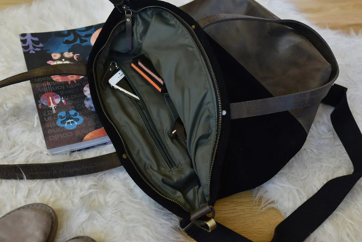 Boyfriend Tote Canvas - Snagva