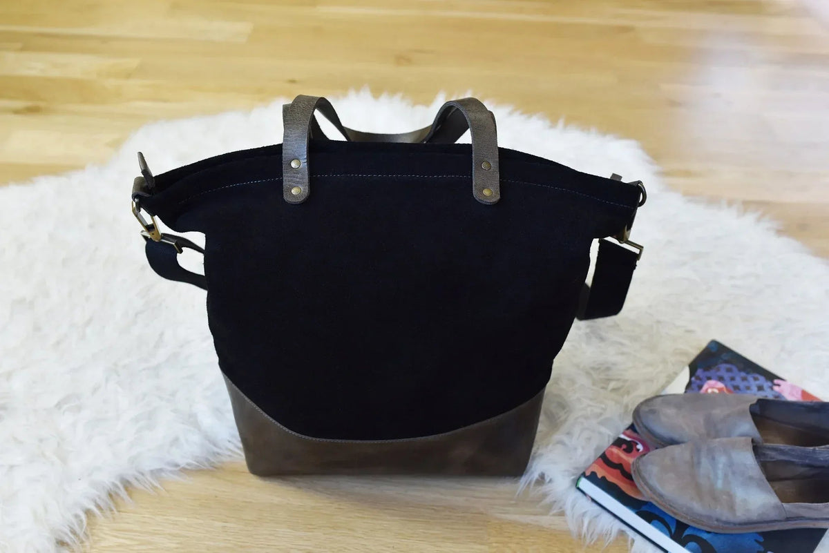 Boyfriend Tote Canvas - Snagva