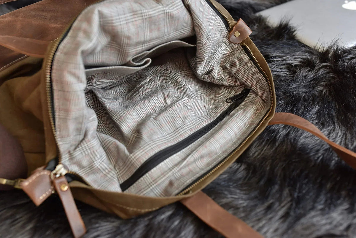 Boyfriend Tote Canvas - Snagva
