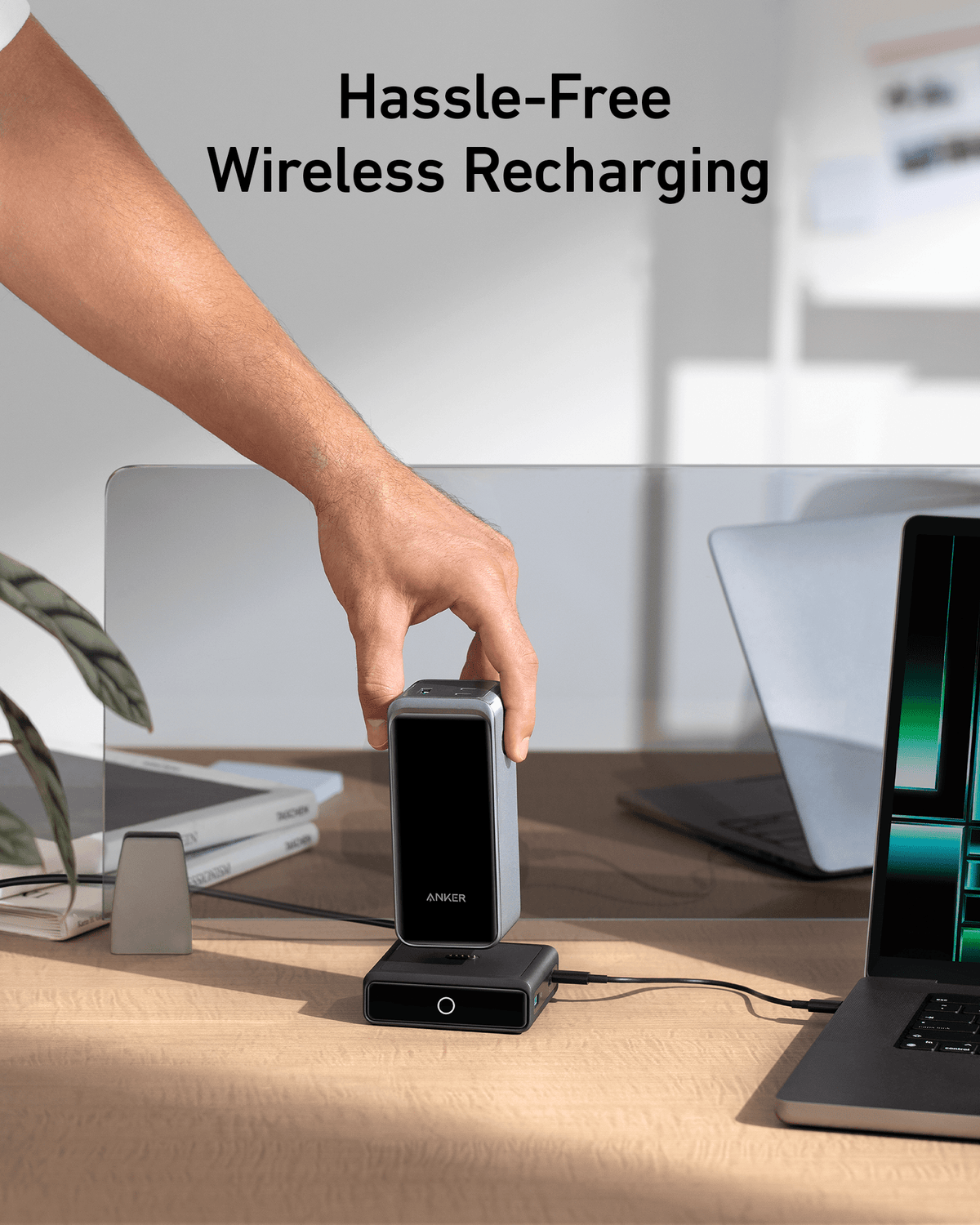 Anker 100W Charging Base - product view 3