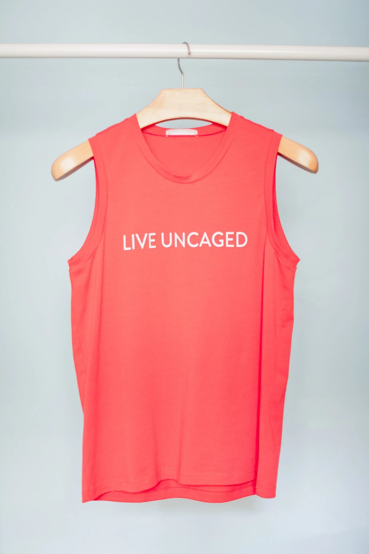 LIVE UNCAGED Tank - Snagva