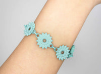 Flower Chain Bracelet - Dahlia