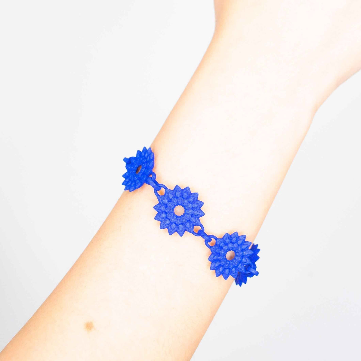 Flower Chain Bracelet - Dahlia