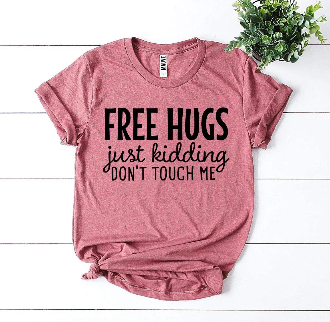 Free Hugs T-shirt - Snagva