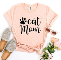 Cat Mom T-shirt - Snagva