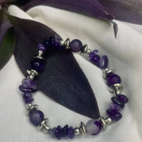 Elegant bohemian style purple agate chip and silver spacer bracelet