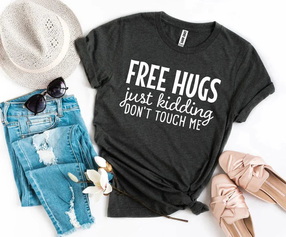 Free Hugs T-shirt - Snagva