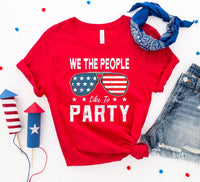 We the people like to party T-shirt - Snagva