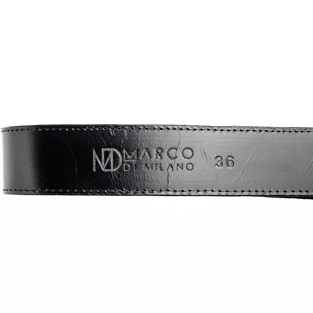 Side view of Georgia belt with smooth full-grain leather lining and stingray skin exterior