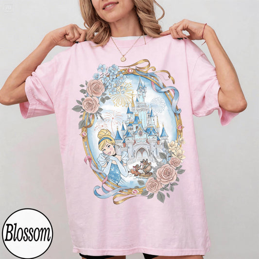 Cinderella Watercolor Castle — Gildan Sweatshirt