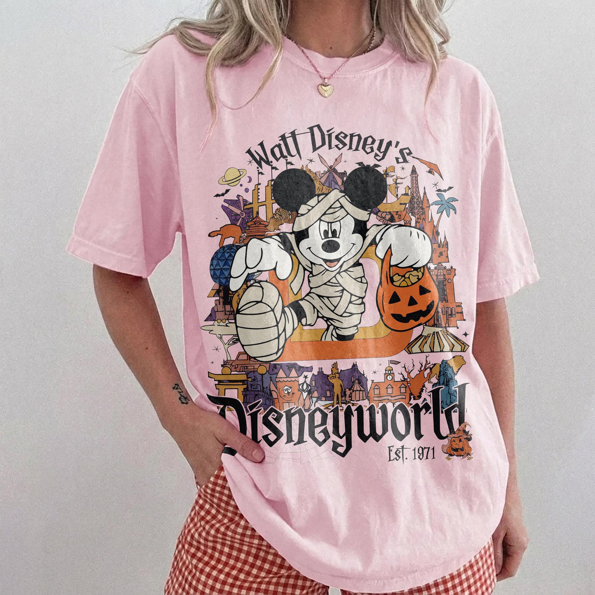 Retro Walt Disney World Halloween — Comfort Colors Tee fan art by Snagva (3)