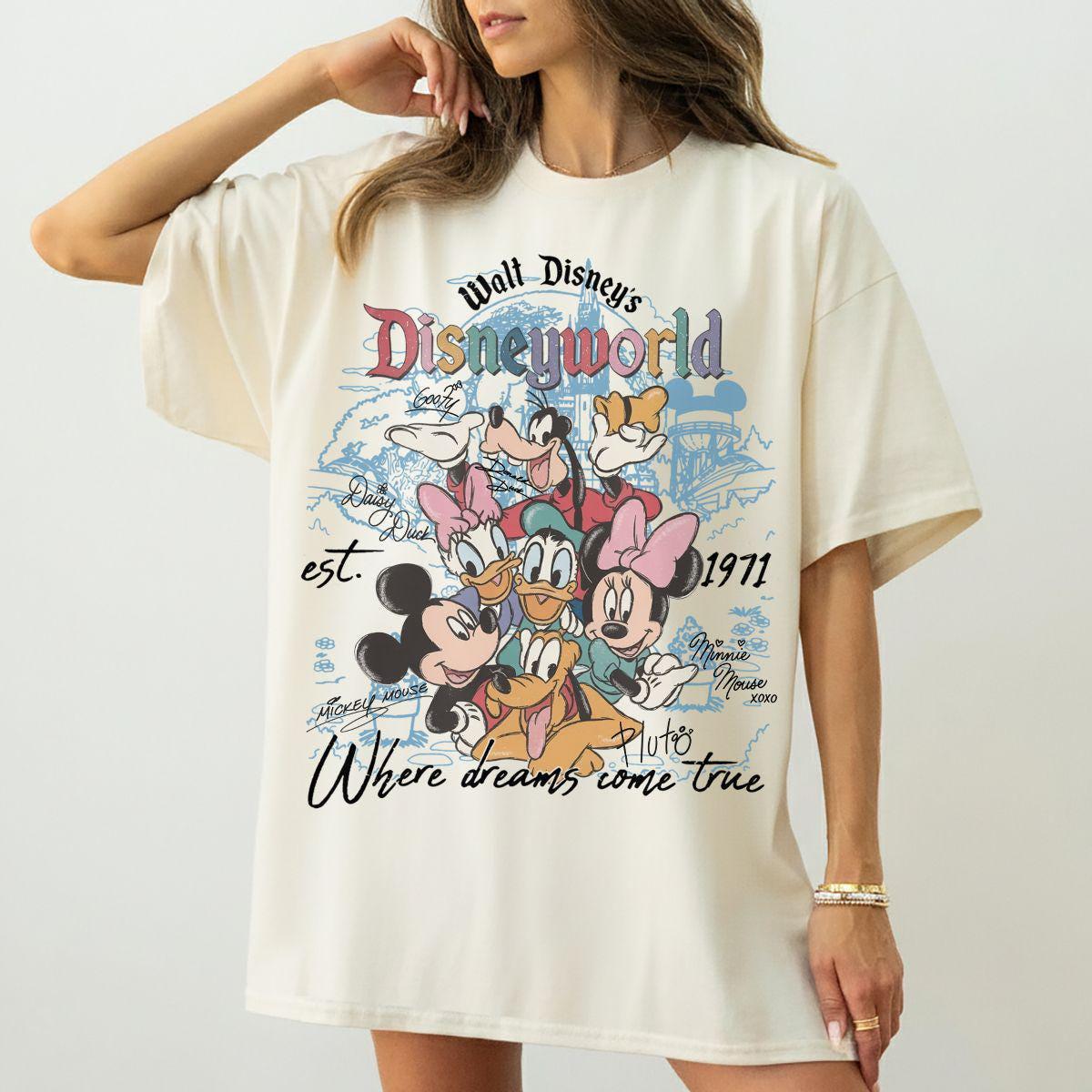 Retro Disneyworld Est 1971 Mickey Minnie Group — Gildan Sweatshirt fan art by Snagva