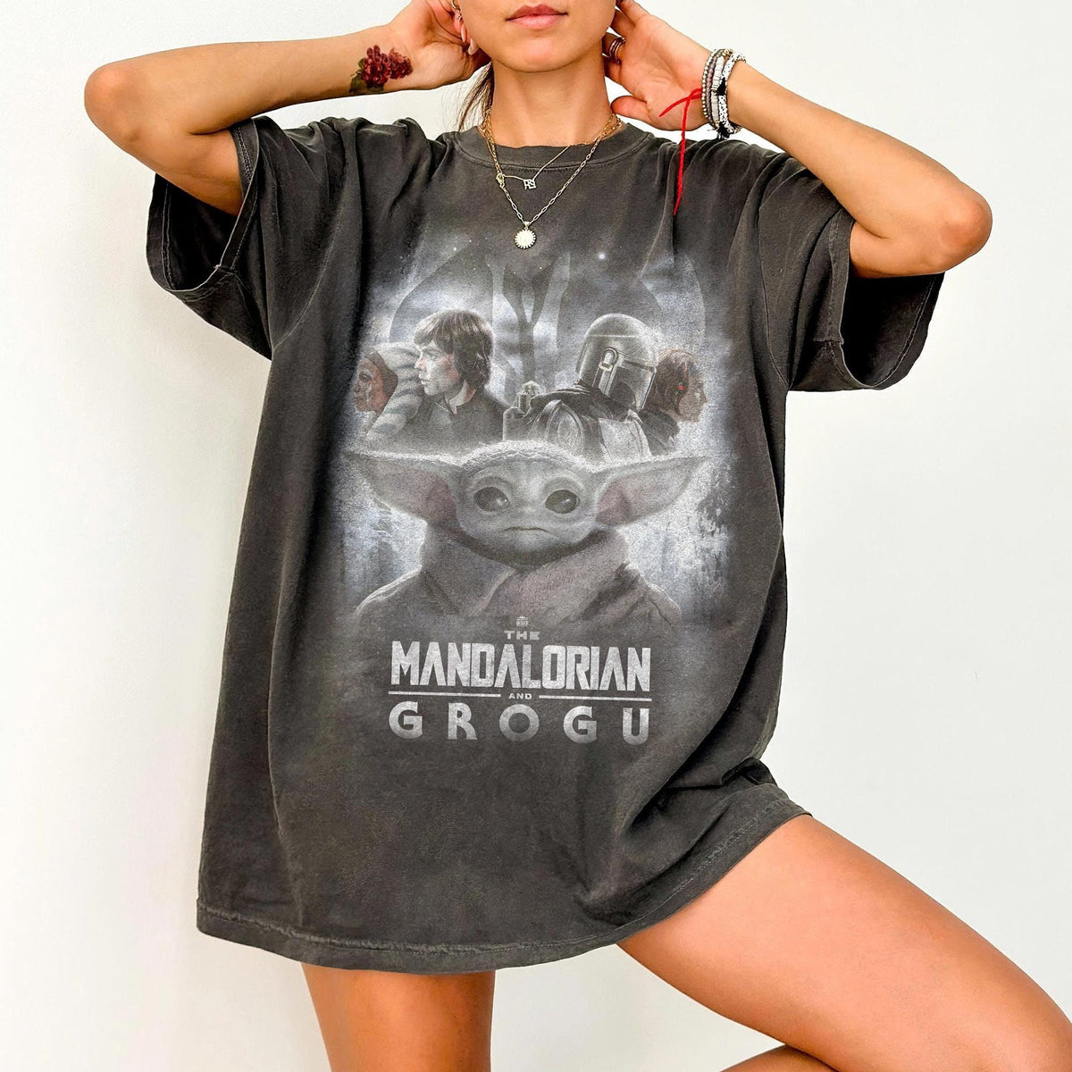 Mandalorian — Gildan Hoodie fan art by Snagva (3)