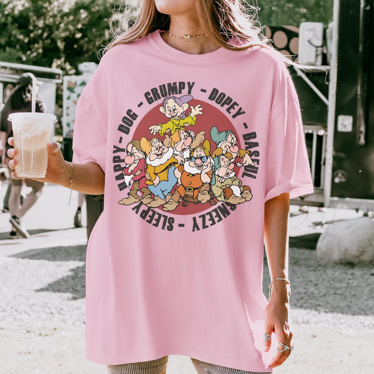 Retro 90s Retro Disney Snow White and the Seven Dwarfs — Comfort Colors Tee fan art by Snagva (5)