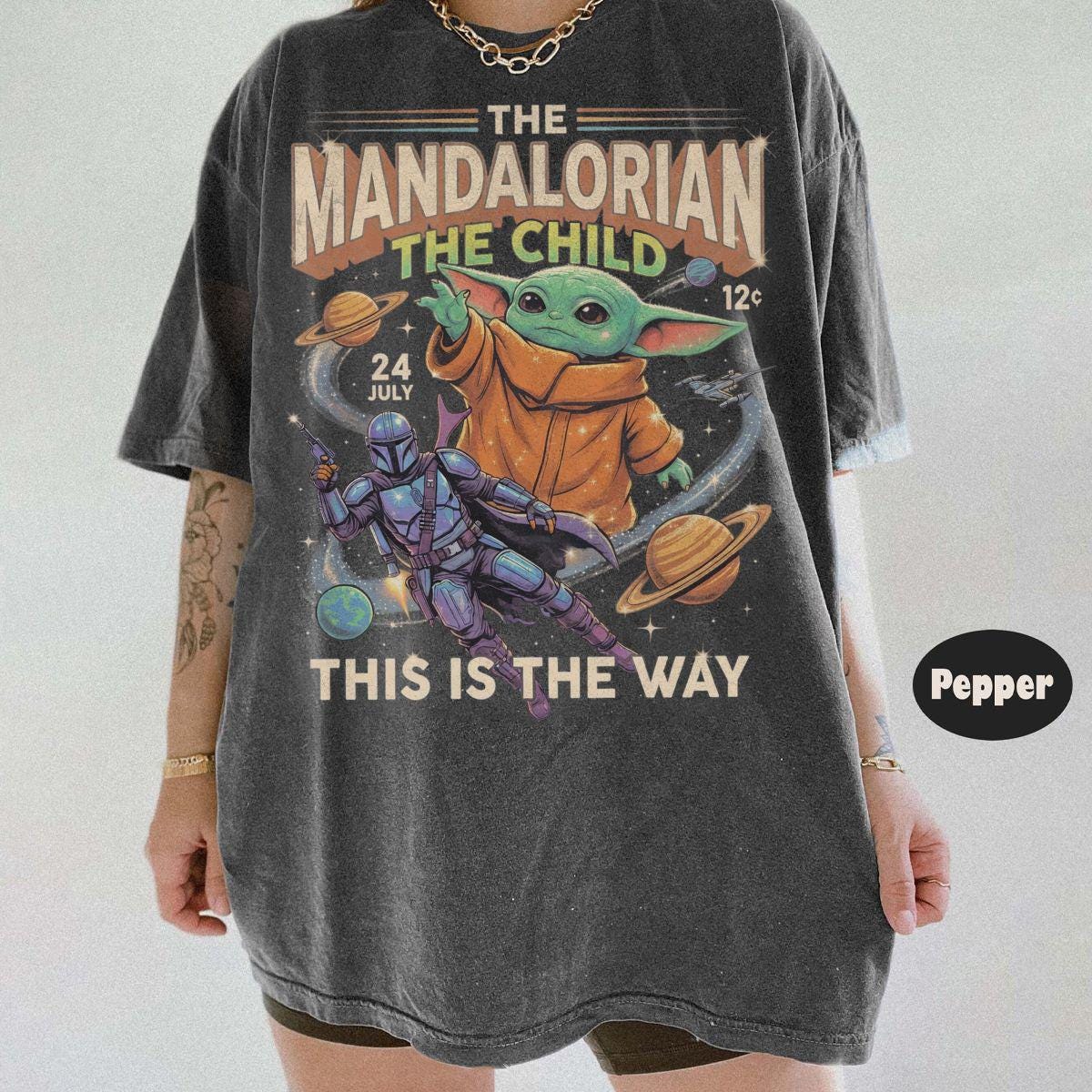 Retro Star Wars The Mandalorian The Child — Gildan Sweatshirt fan art by Snagva