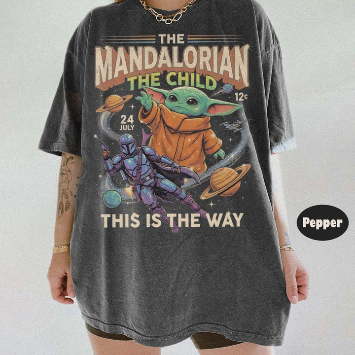Retro Star Wars The Mandalorian The Child — Gildan Sweatshirt fan art by Snagva