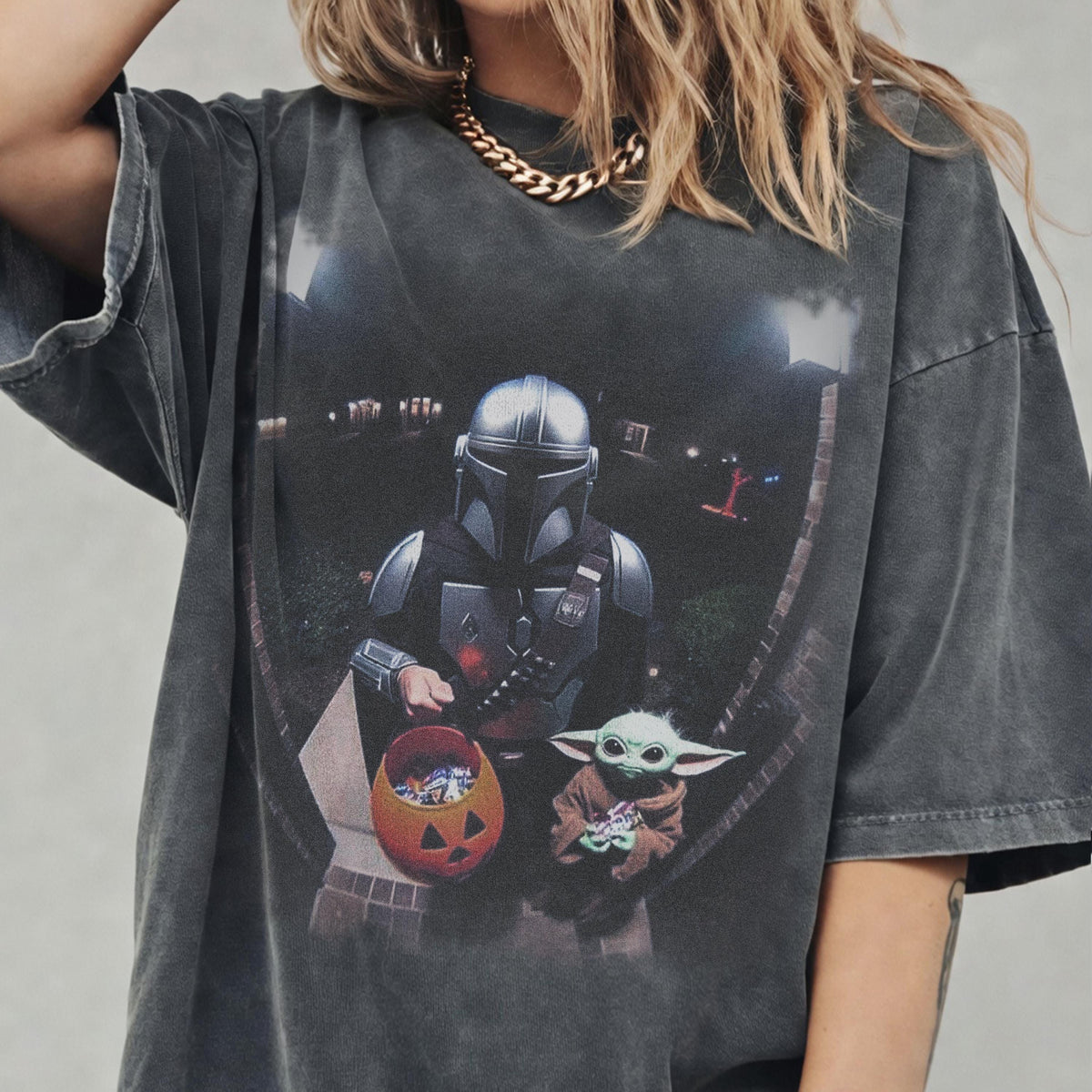 Retro Star Wars Halloween — Gildan Sweatshirt fan art by Snagva (2)