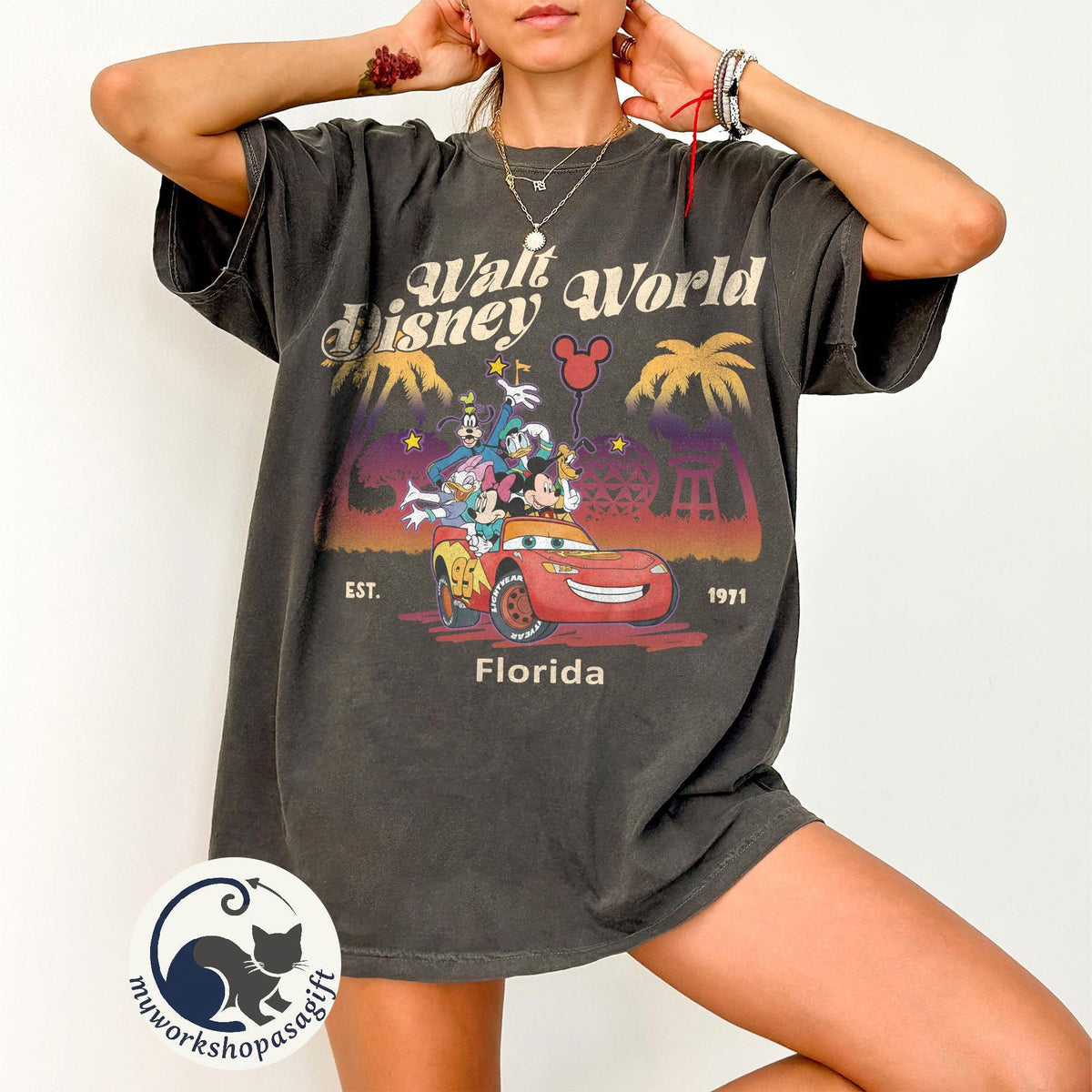 Retro Comfort Colors Walt Disney World Shirts — Gildan Hoodie fan art by Snagva (2)