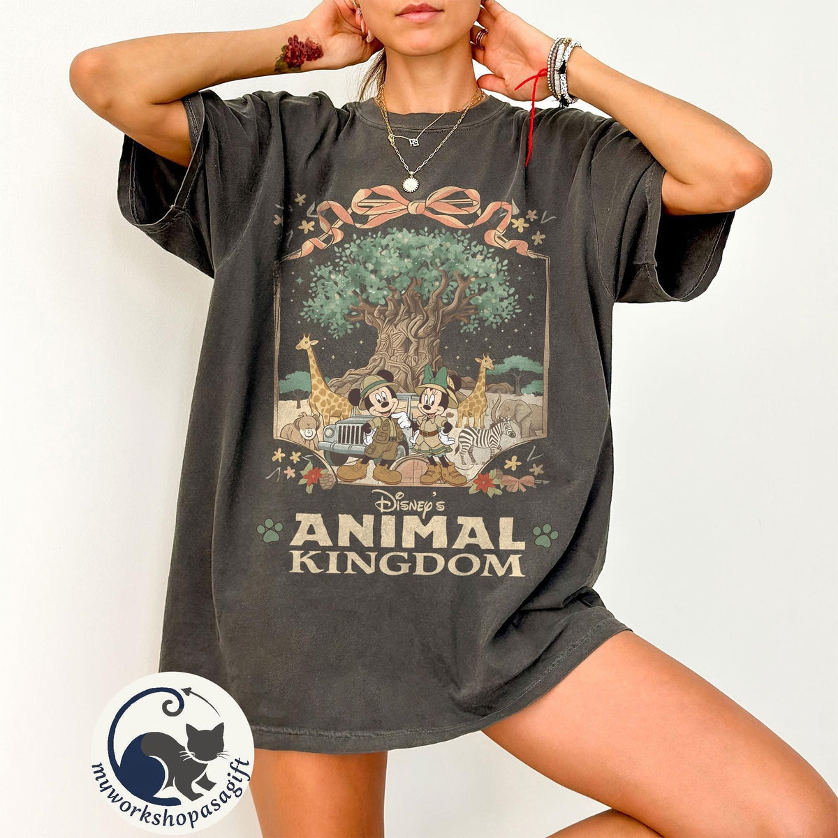 Retro Animal Kingdom Comfort Colors — Gildan Hoodie fan art by Snagva
