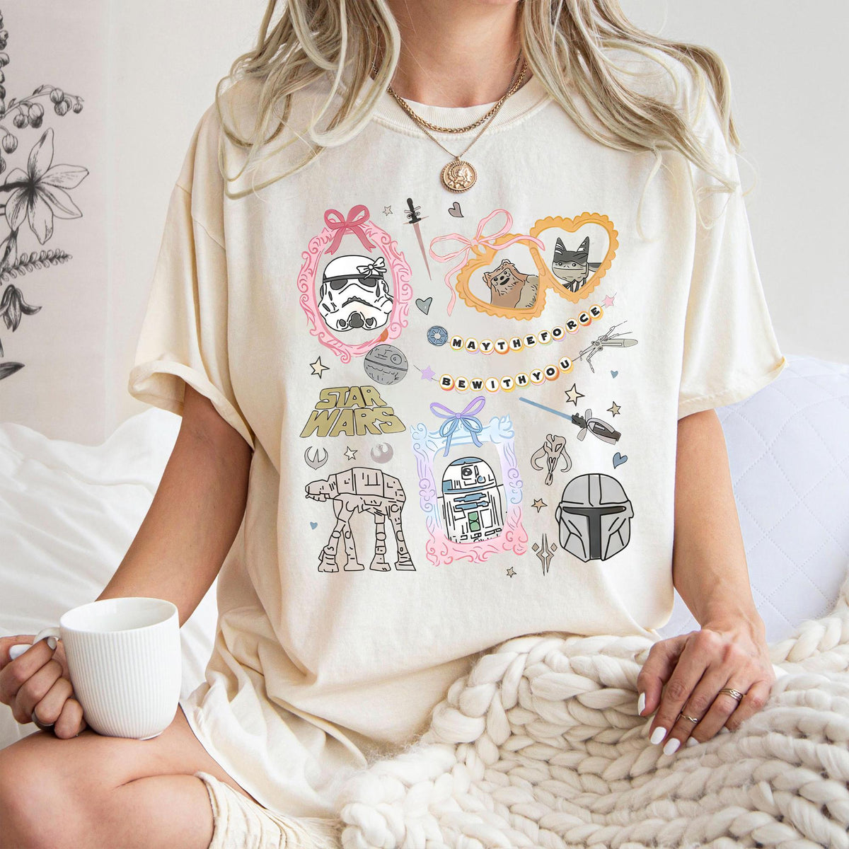 Retro Comfort Colors® Coquette Disney Star Wars — Gildan Sweatshirt fan art by Snagva