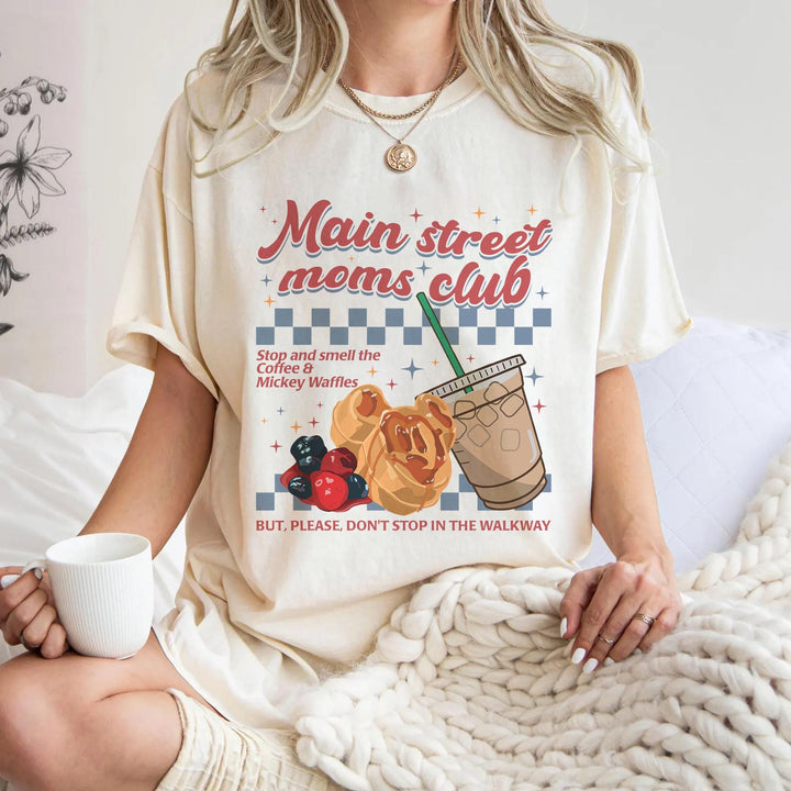 Retro Main Street Mom Club — Gildan Sweatshirt fan art by Snagva