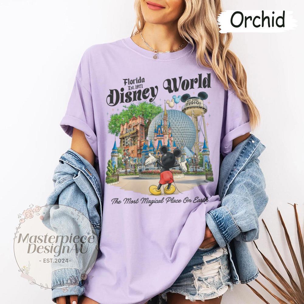 Mickey Mouse Disney World Florida 1971 — Gildan Sweatshirt fan art by Snagva (2)