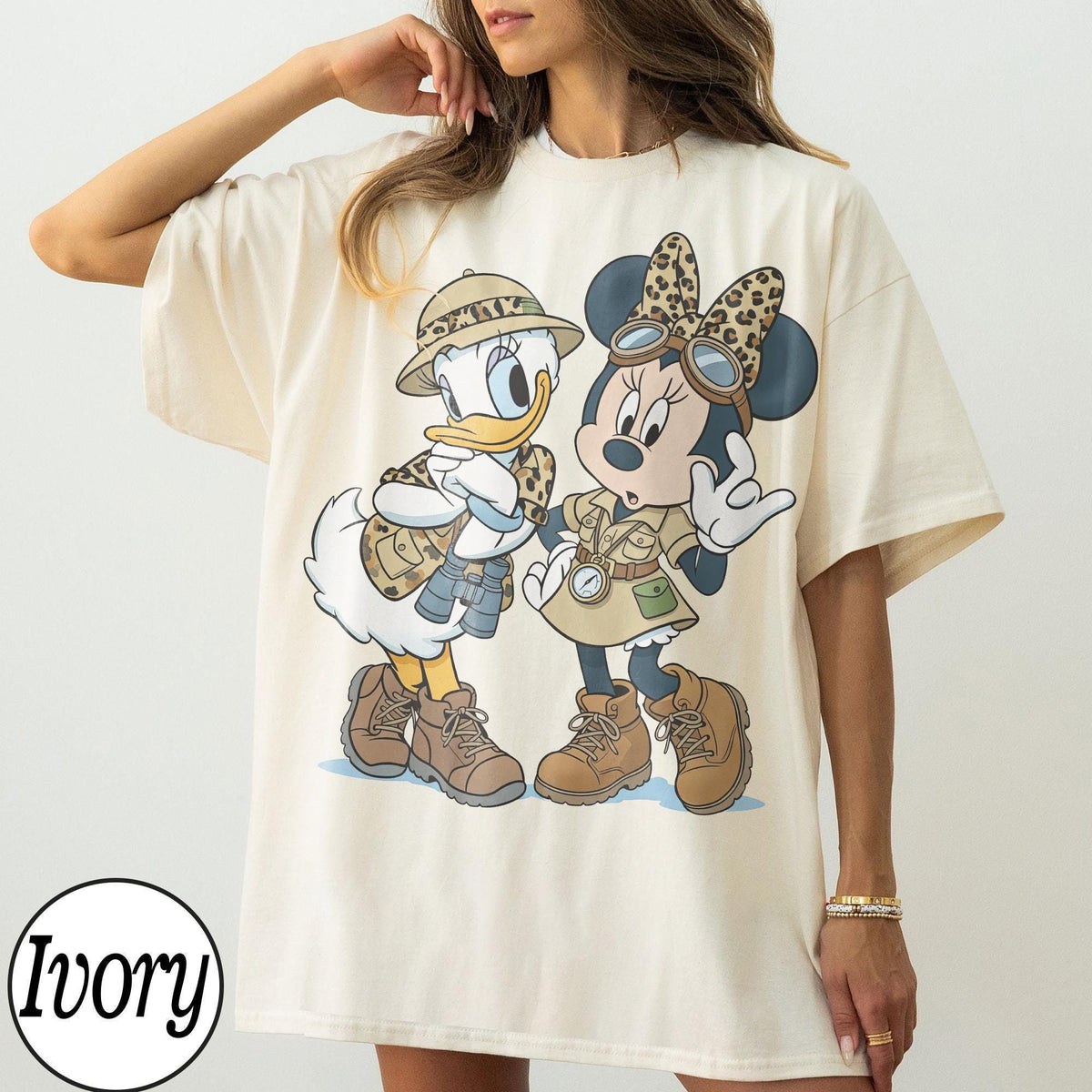 Comfort Colors Minnie Mouse And Daisy Duck Safari Mode — Gildan Sweatshirt fan art by Snagva (4)