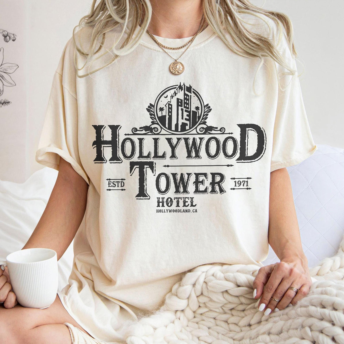 Retro Hollywood Tower Hotel — Comfort Colors Tee fan art by Snagva