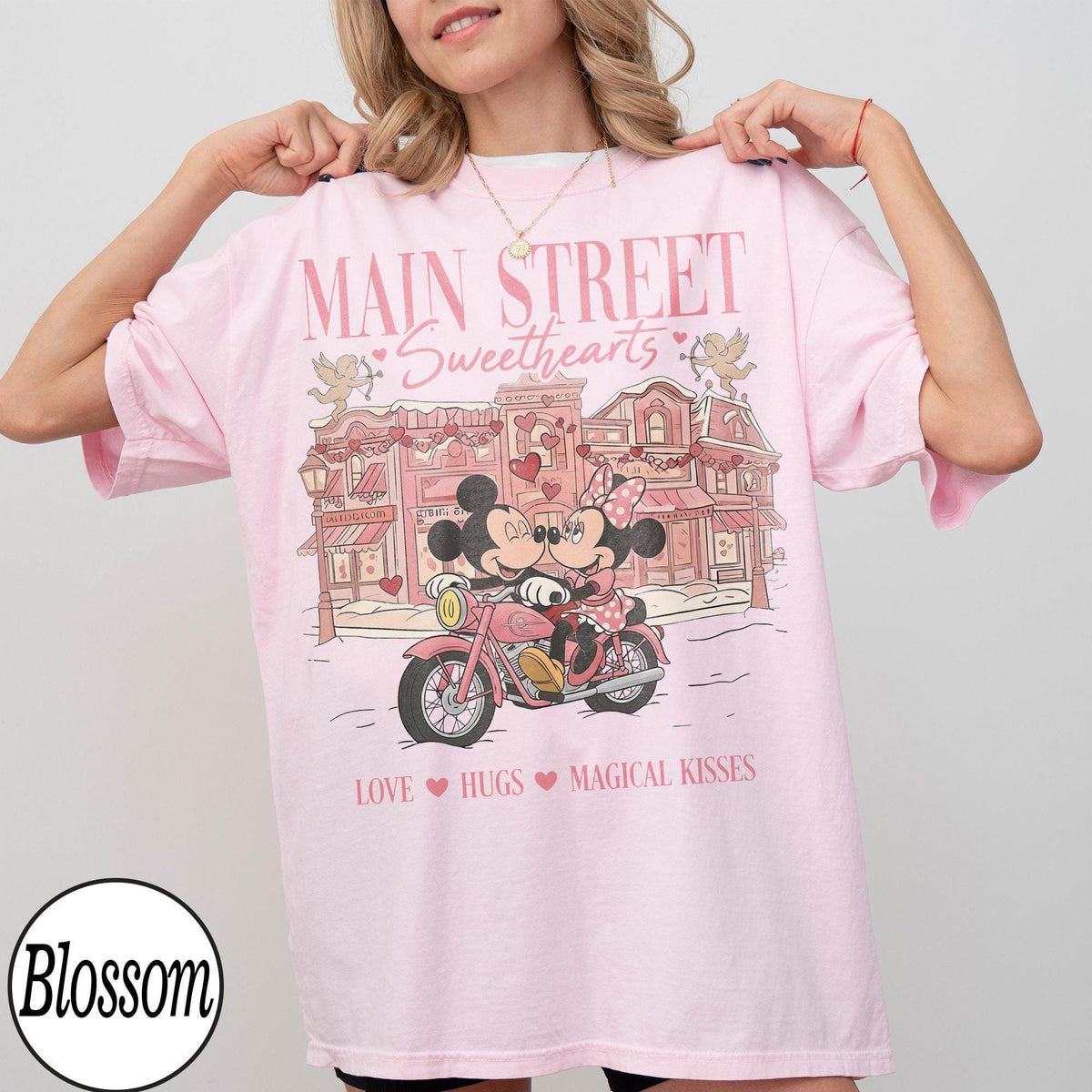 Comfort Colors Mickey Minnie Main Street Sweethearts Valenti — Gildan Hoodie fan art by Snagva