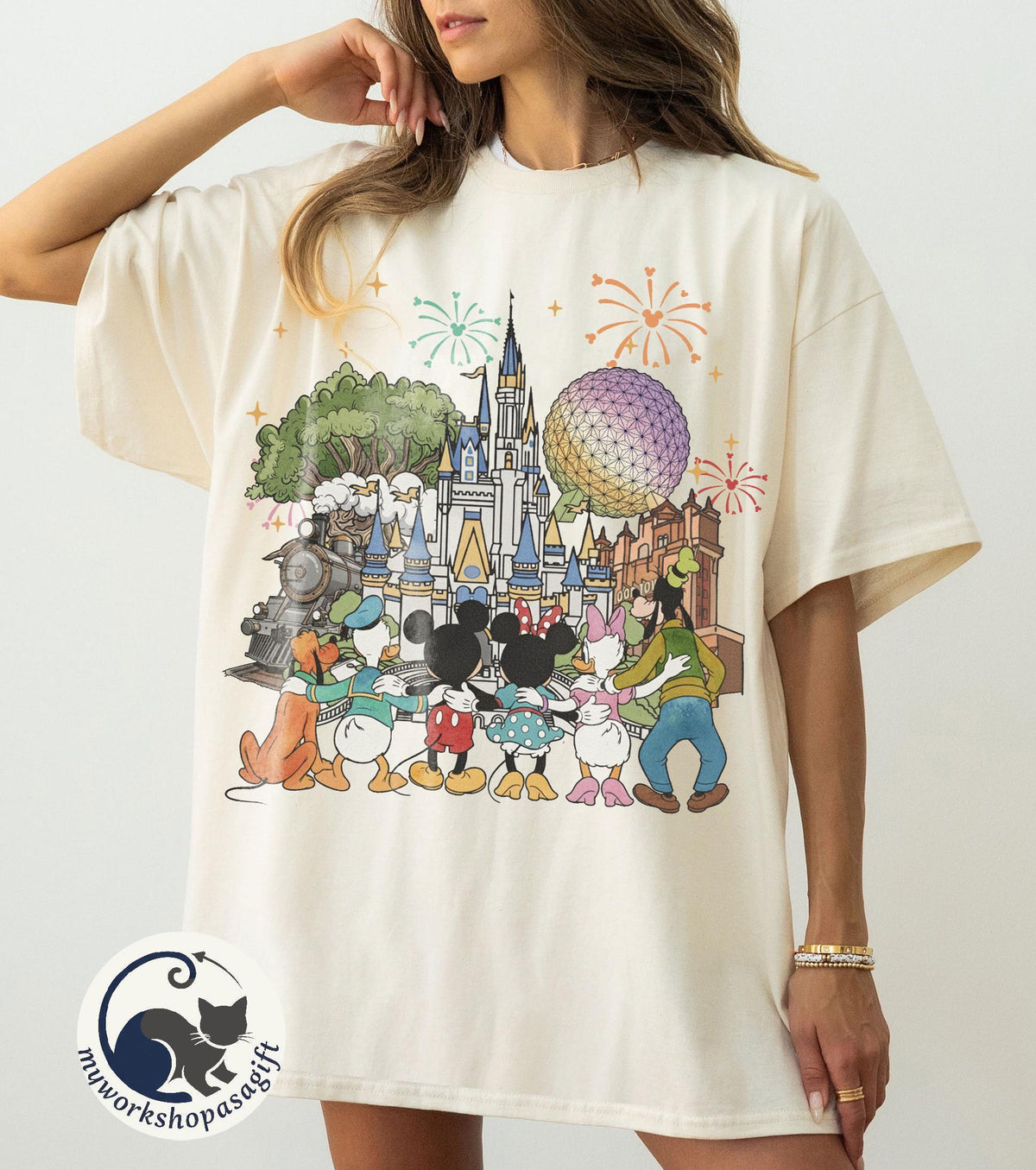 Retro Mickey Disneyworld Comfort Colors — Gildan Sweatshirt fan art by Snagva