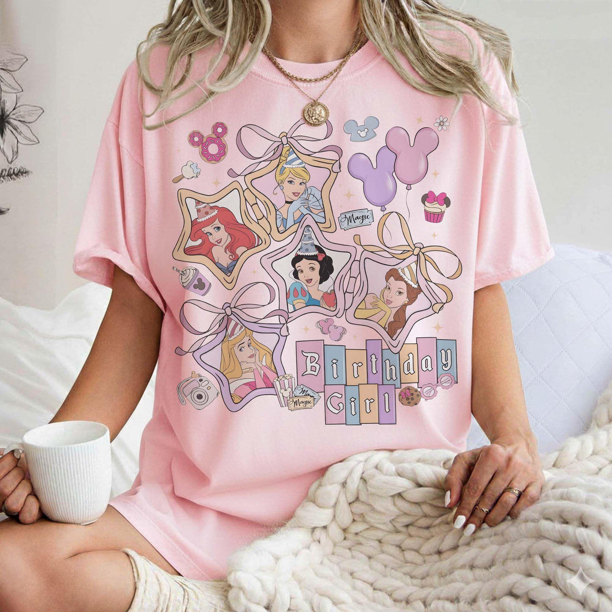 Coquette Bows Disney Princess Birthday Comfort Colors — Gildan Sweatshirt fan art by Snagva