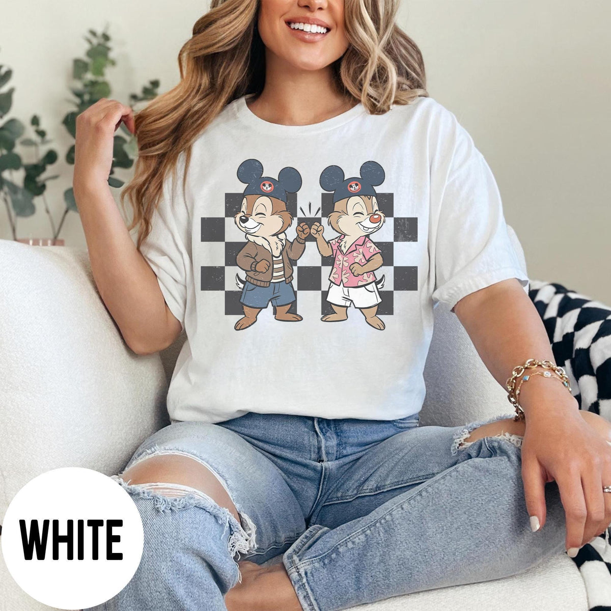 Retro Chip And Dale Comfort Colors — Gildan Sweatshirt fan art by Snagva