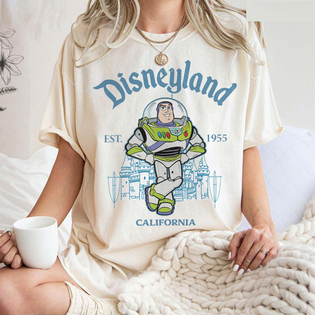 Disneyland Est 1955 Retro Character — Gildan Hoodie fan art by Snagva (8)