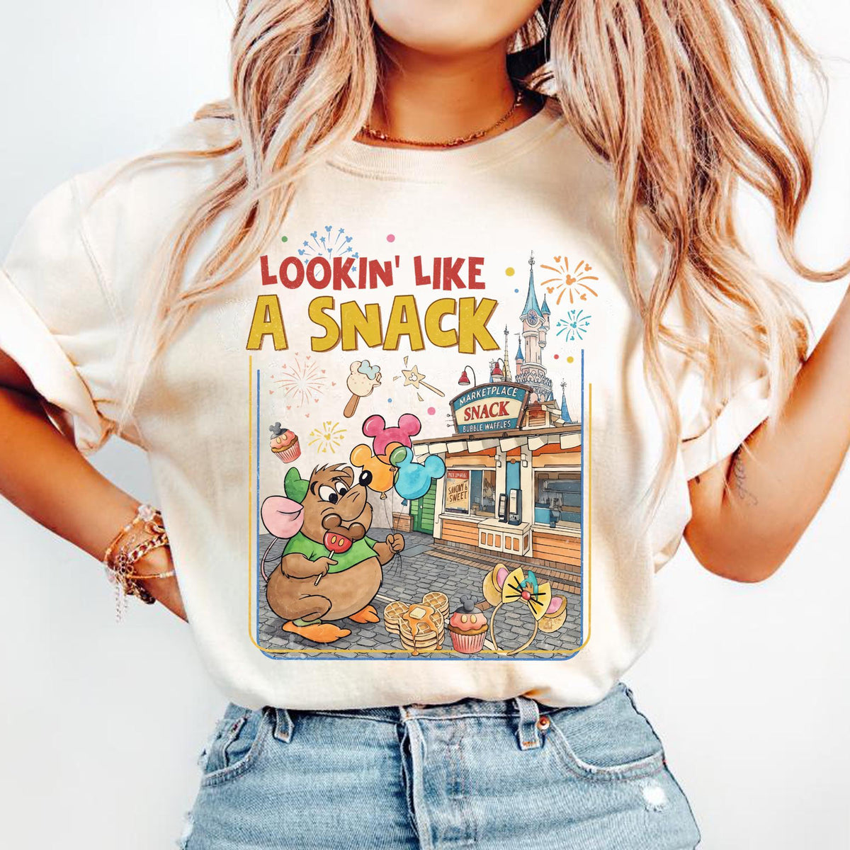 Retro Gus Gus Mouse Lookin' Like A Snack — Gildan Hoodie fan art by Snagva