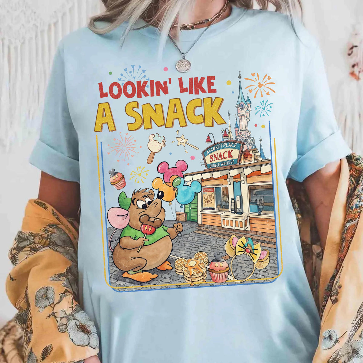 Retro Gus Gus Mouse Lookin' Like A Snack — Gildan Hoodie fan art by Snagva (3)
