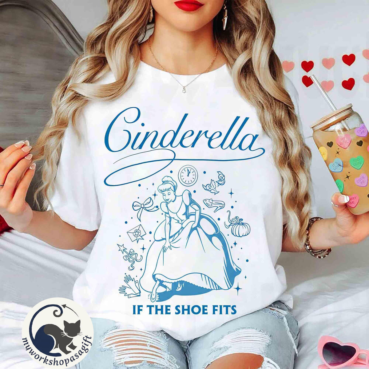 Retro Cinderella Princess — Gildan Hoodie fan art by Snagva (3)