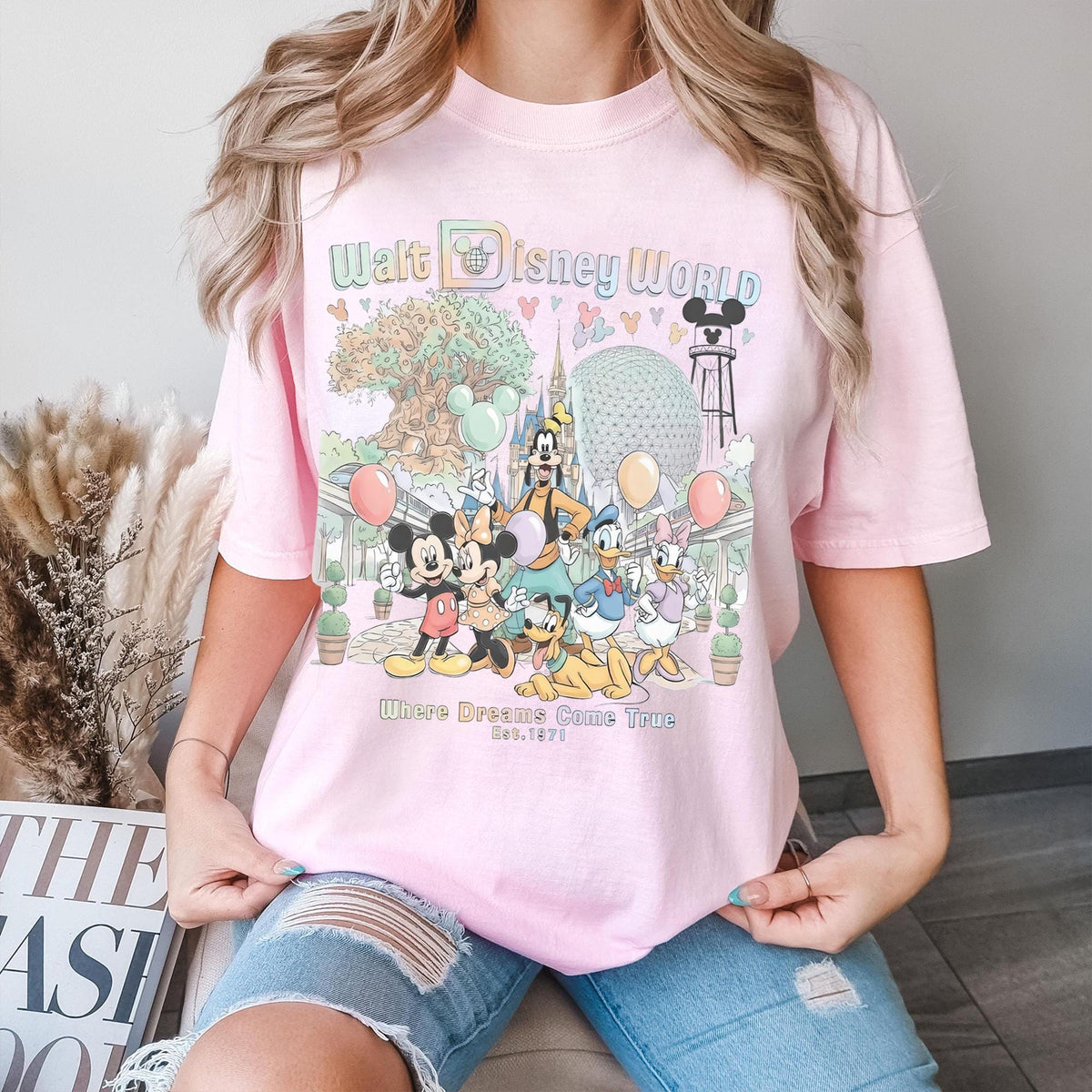 Retro Walt Disney World Mickey and Friends — Comfort Colors Tee fan art by Snagva