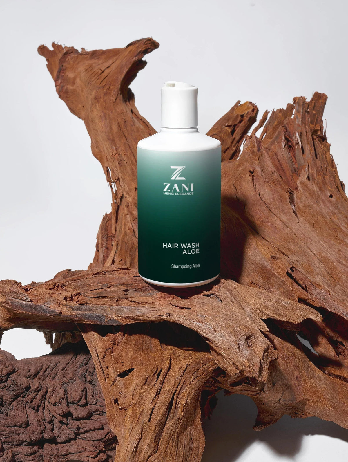 Organic Hair Wash Aloe shampoo bottle with fresh aloe vera and green tea ingredients.