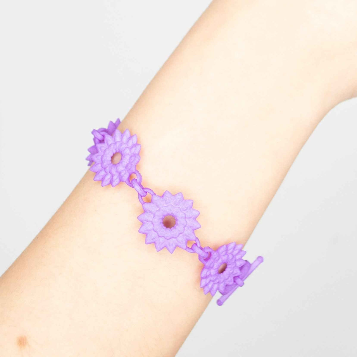 Flower Chain Bracelet - Dahlia