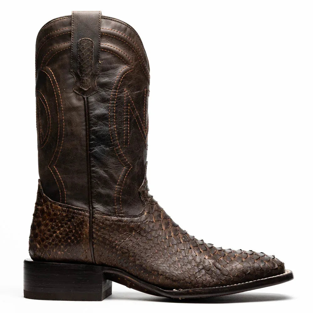 Side view of Missouri cowboy boot showing full-grain leather shaft and red interior lining.