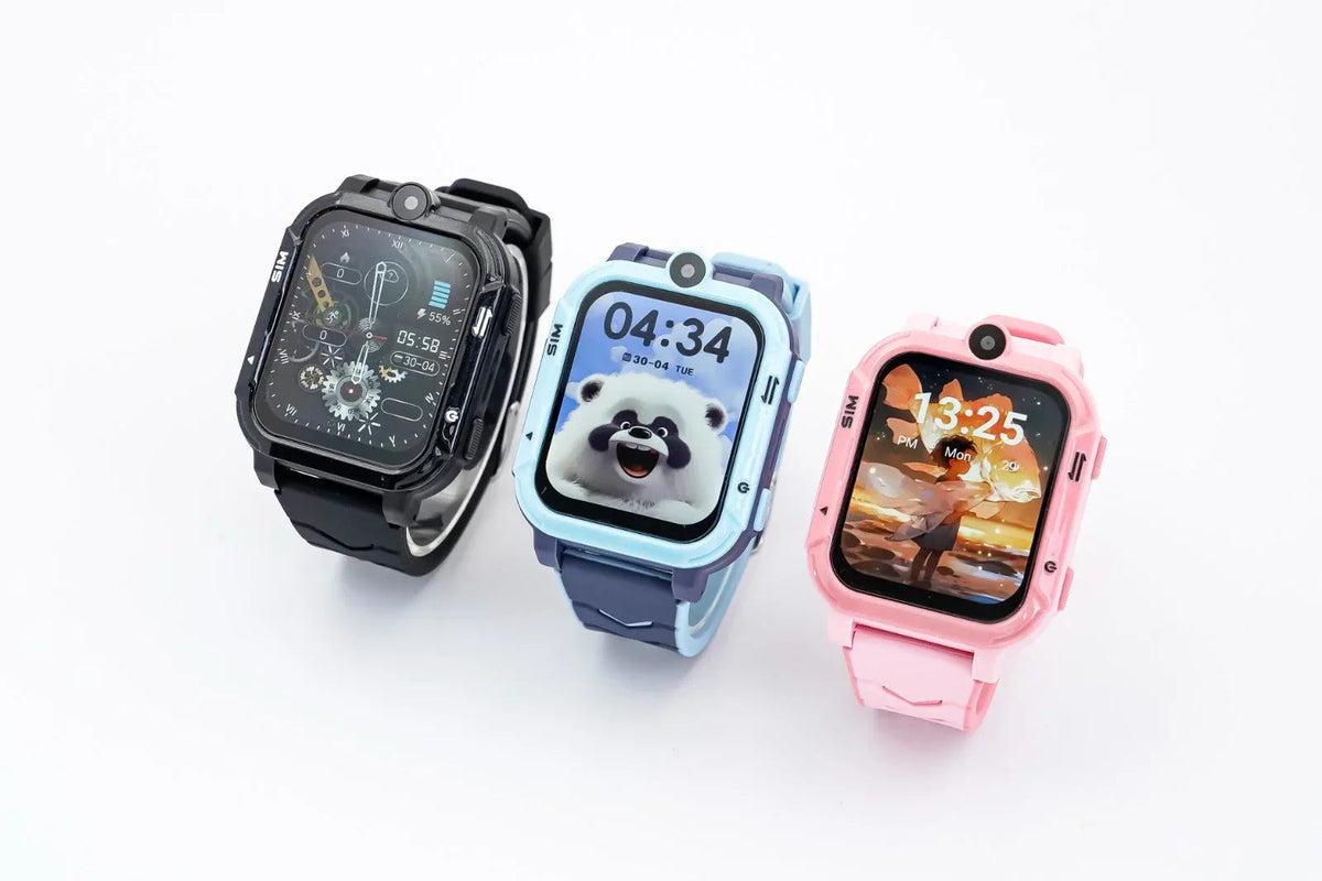 Close-up of the 4G Android kids smartwatch screen showing digital time and notifications.